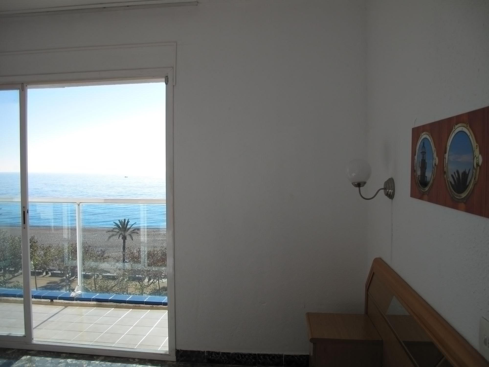Hotel Fragata Calella Zewnętrze zdjęcie
