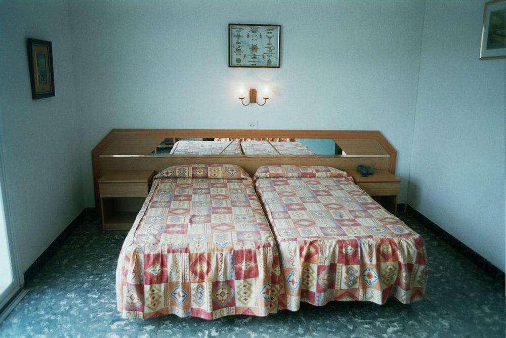 Hotel Fragata Calella Zewnętrze zdjęcie