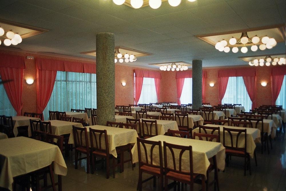 Hotel Fragata Calella Zewnętrze zdjęcie