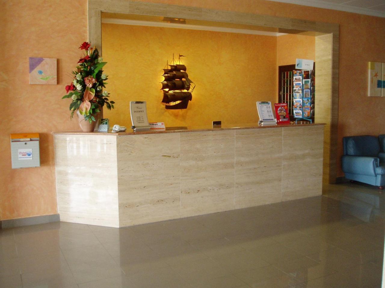 Hotel Fragata Calella Zewnętrze zdjęcie